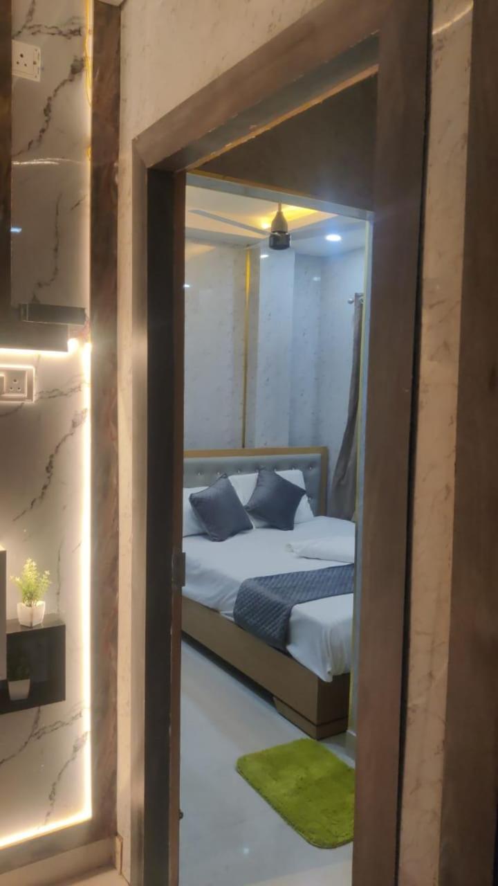 Royal Inn Ґувахаті Екстер'єр фото